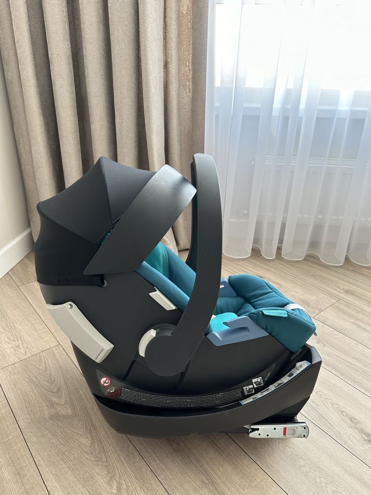 Продам автокресло Cybex с isofix