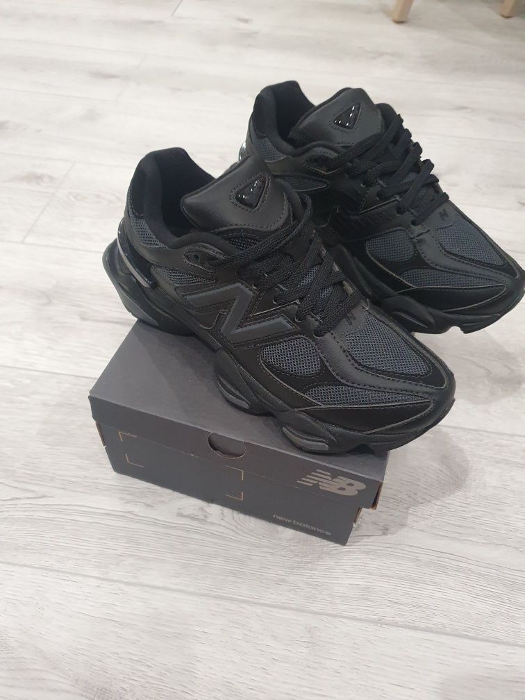 New balance маратонки