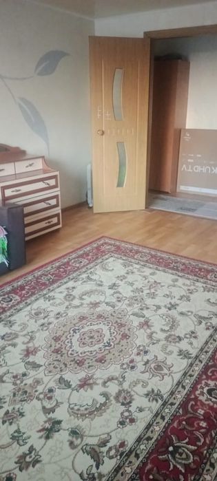 Сдается по суточно 2 комнатная квартира на первом этаже