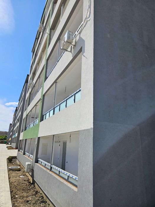 Persoana fizica vand Apartament 49Mp 1700euro Mp!