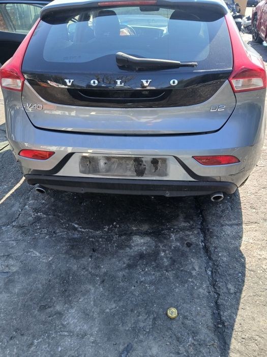Vand piese volvo v40 an 2018