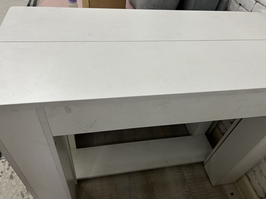 Стол трасформер, 3 метра,очень удобный, местительный стол. нам размер