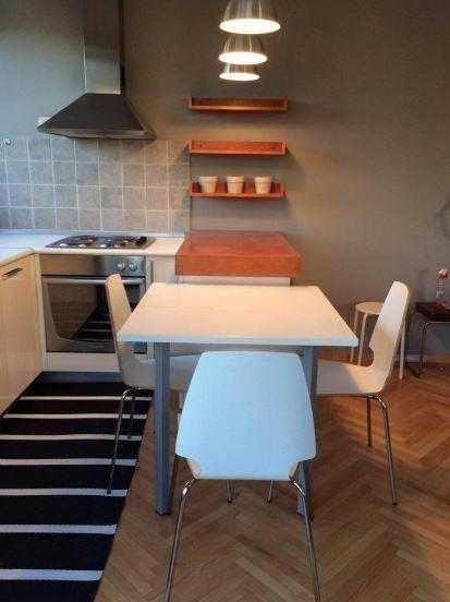 Дава се под наем Двустаен апартамент в София, Триъгълника - 67 кв.м за 433.5 € - Снимка #1