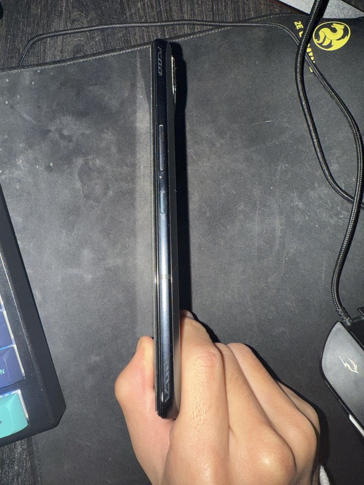 Asus rog phone 6D