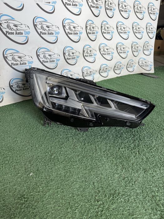 Far dreapta Audi A4 B9 full led matrix