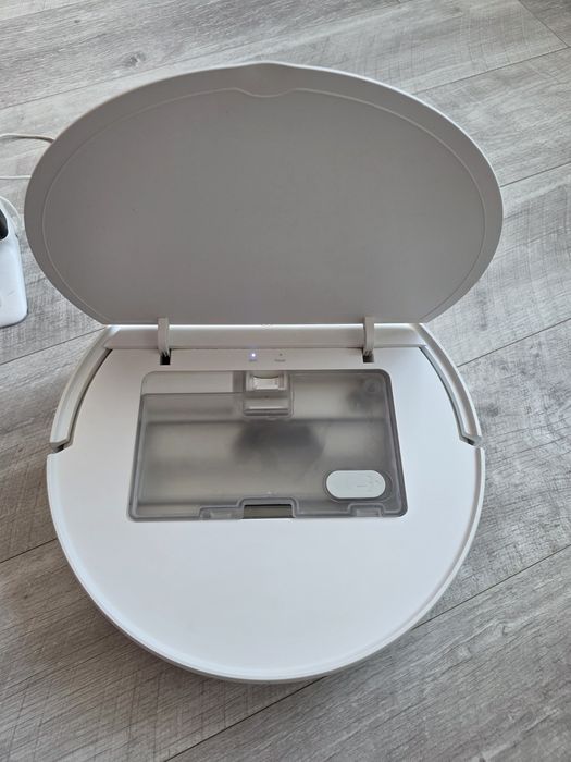 Xiaomi Mi Robot Vacuum Mop Essential
