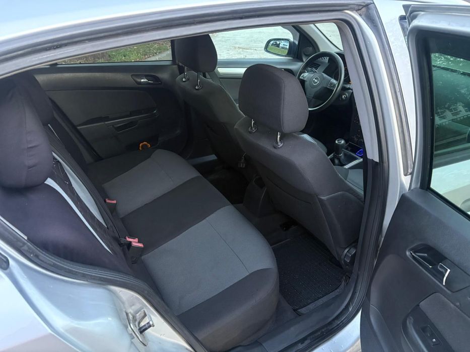 Opel Astra H 1.7 diesel 101 cp an 2005