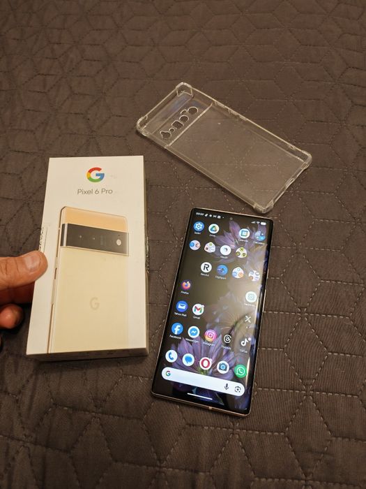 Google Pixel 6 Pro - la cutie, impecabil