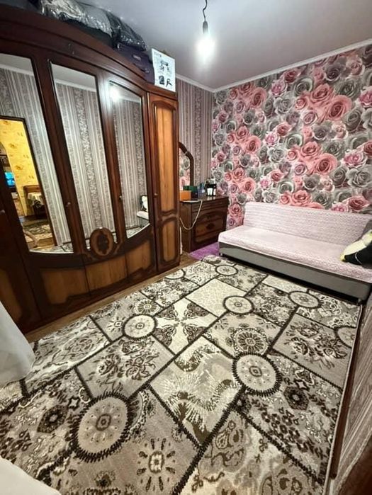 Участок с времянкой