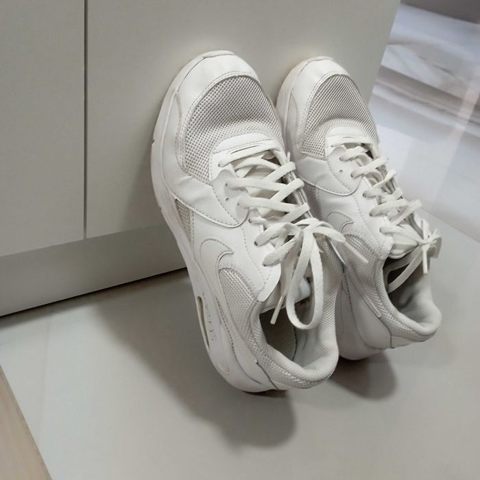 Маратонки nike eir max beli