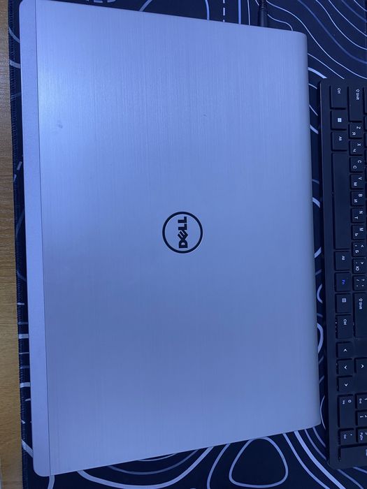 Ноутбук DELL P26E