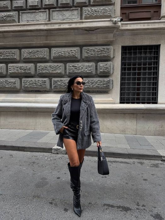 Сако тип палтенце налично в размер S/M/L