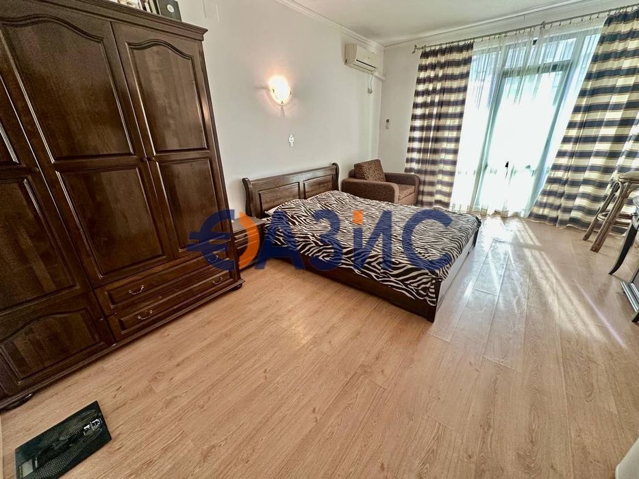 Продава се Двустаен апартамент в к.к. Слънчев бряг - 85 кв.м за 988 €/кв.м - Снимка #13