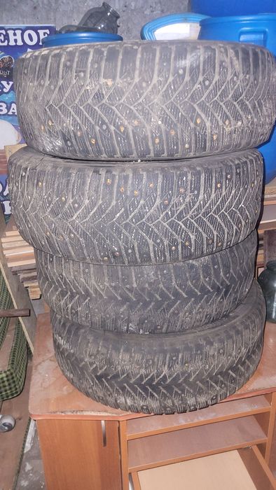 Продам шины на 16