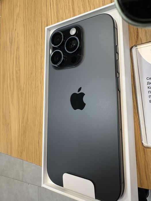 iPhone 16 Pro