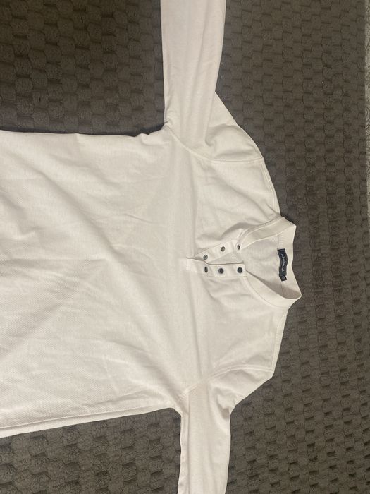 Белая поло-футболка