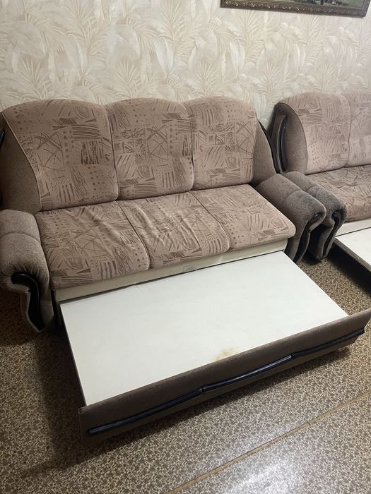 Два раскладных дивана