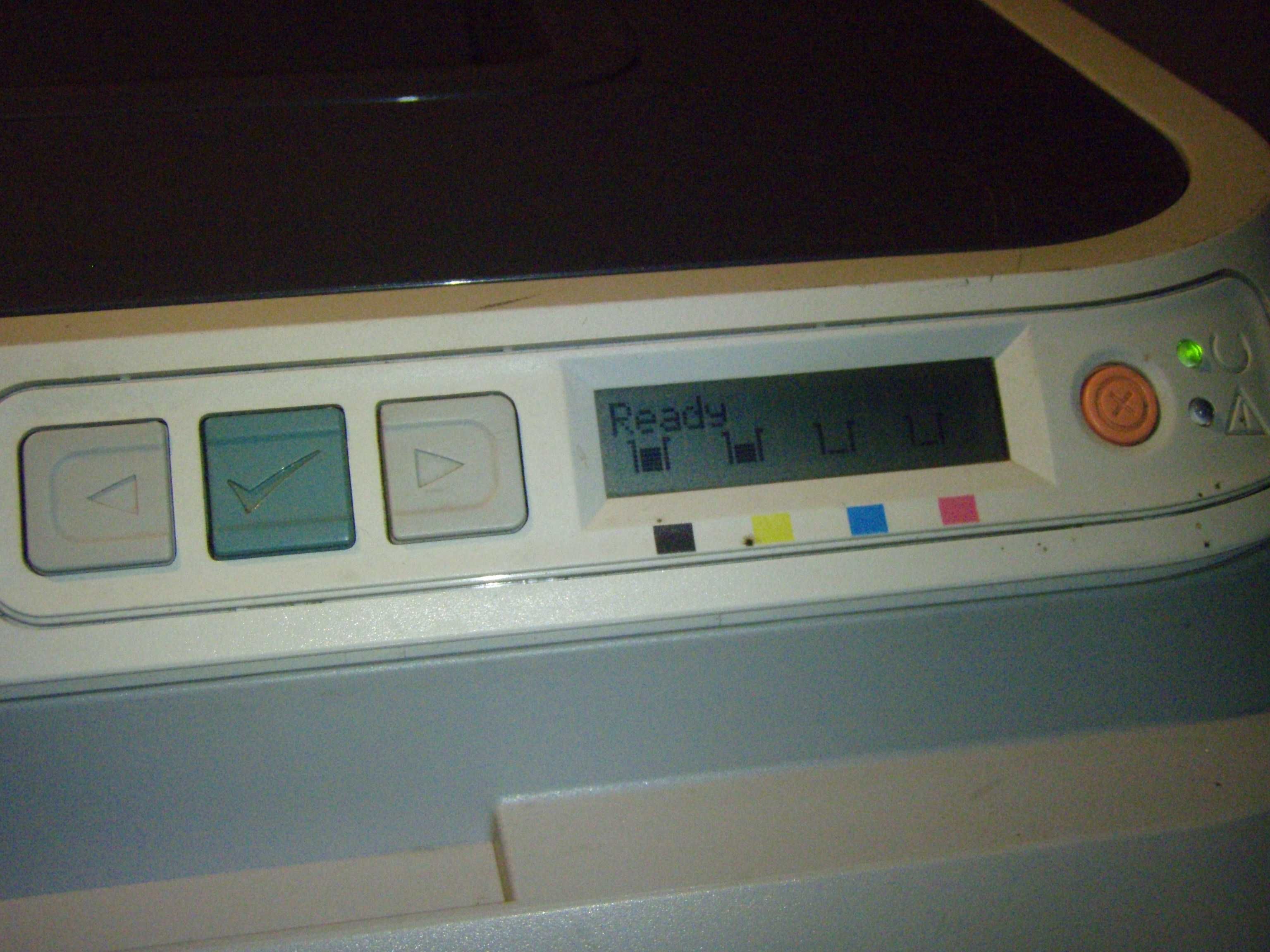 Imprimanta laser color cu placa de retea HP 1600, murdareste foaia