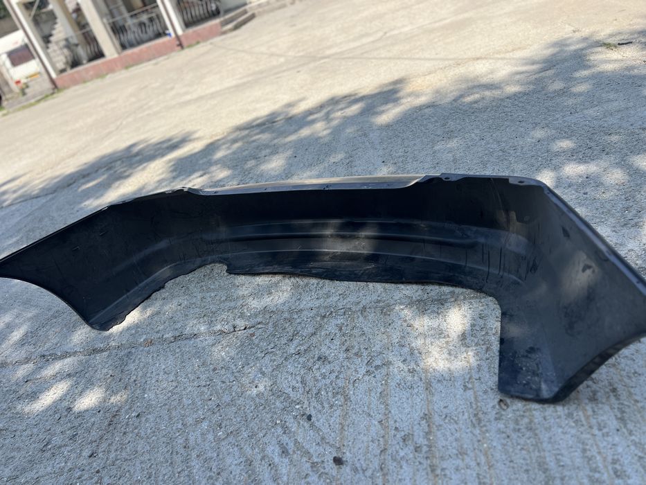 Bara spate Nissan Sentra, model 2000-2003.