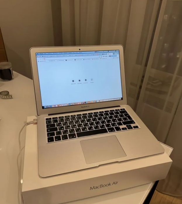 MacBook Air 13 2017 года