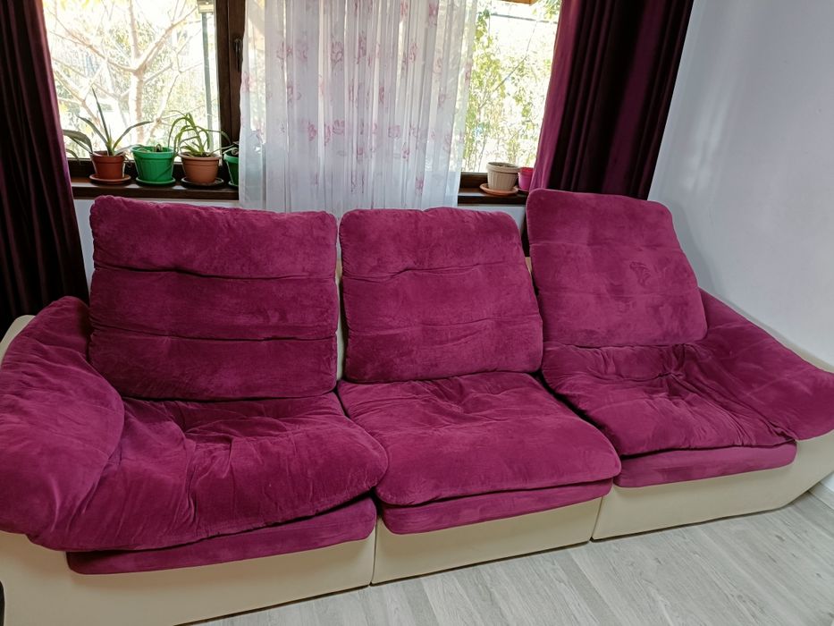 Canapea extensibila tip pat cu saltea