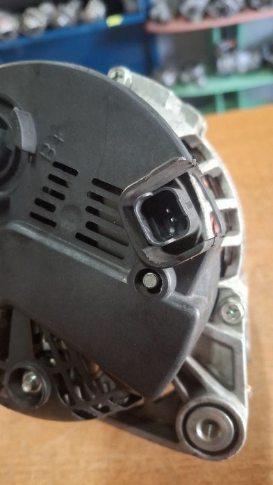 Alternator Renault 1.9 2.0 Dci Trafic Scenic Megane