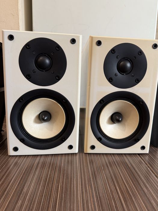 Onkyo D-045 Тонколони