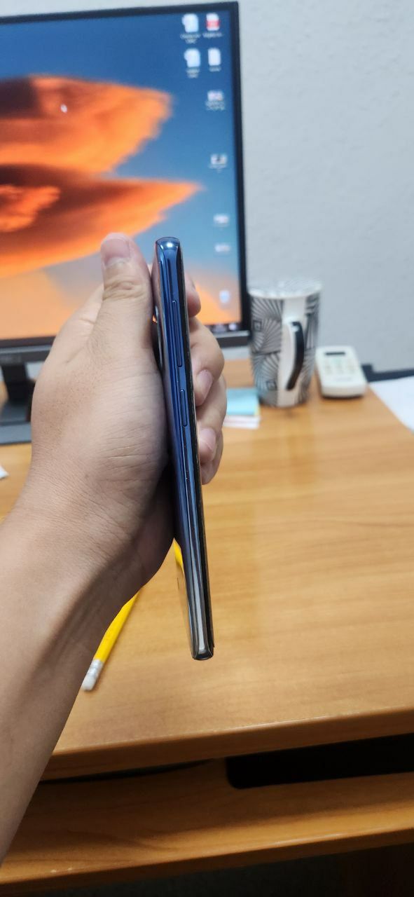 SAMSUNG S9+ plus