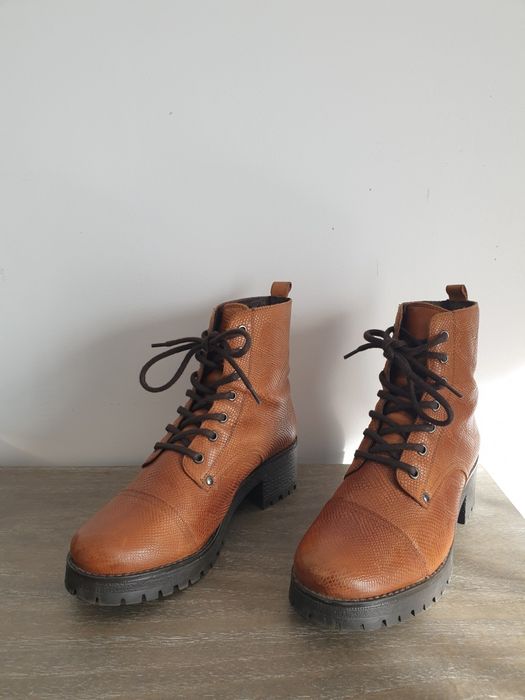 Ghete dama, piele naturala, marimea 39-40