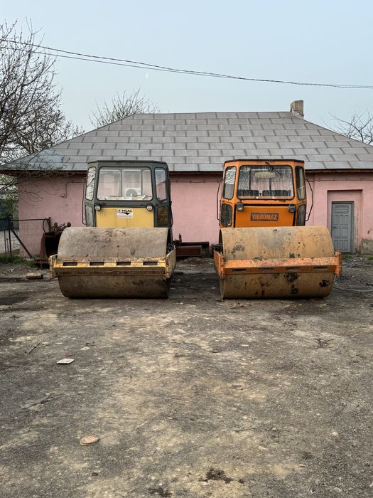 Inchirieri utilaje, cilindru compactor, excavator buldoexcavator picon