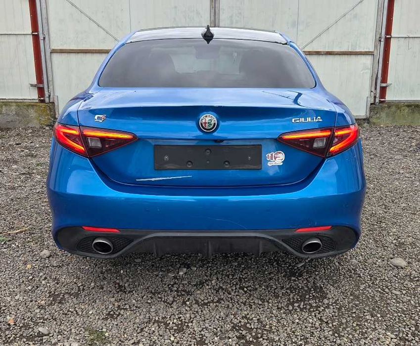 Alfa Romeo Giulia Avariat Usor 280 CP AWD AT8 Veloce FULL OPTION !