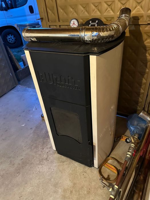 Пелетна камина перфектна нова