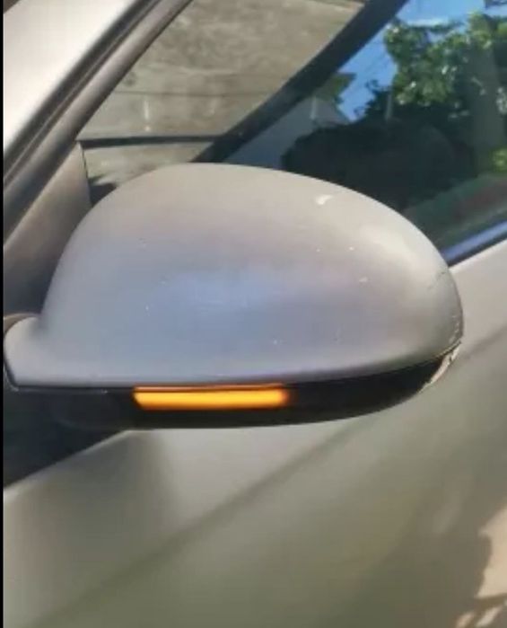 Динамични Бягащи Мигачи LED технология VW Golf M5,Golf Plus, Passat B6