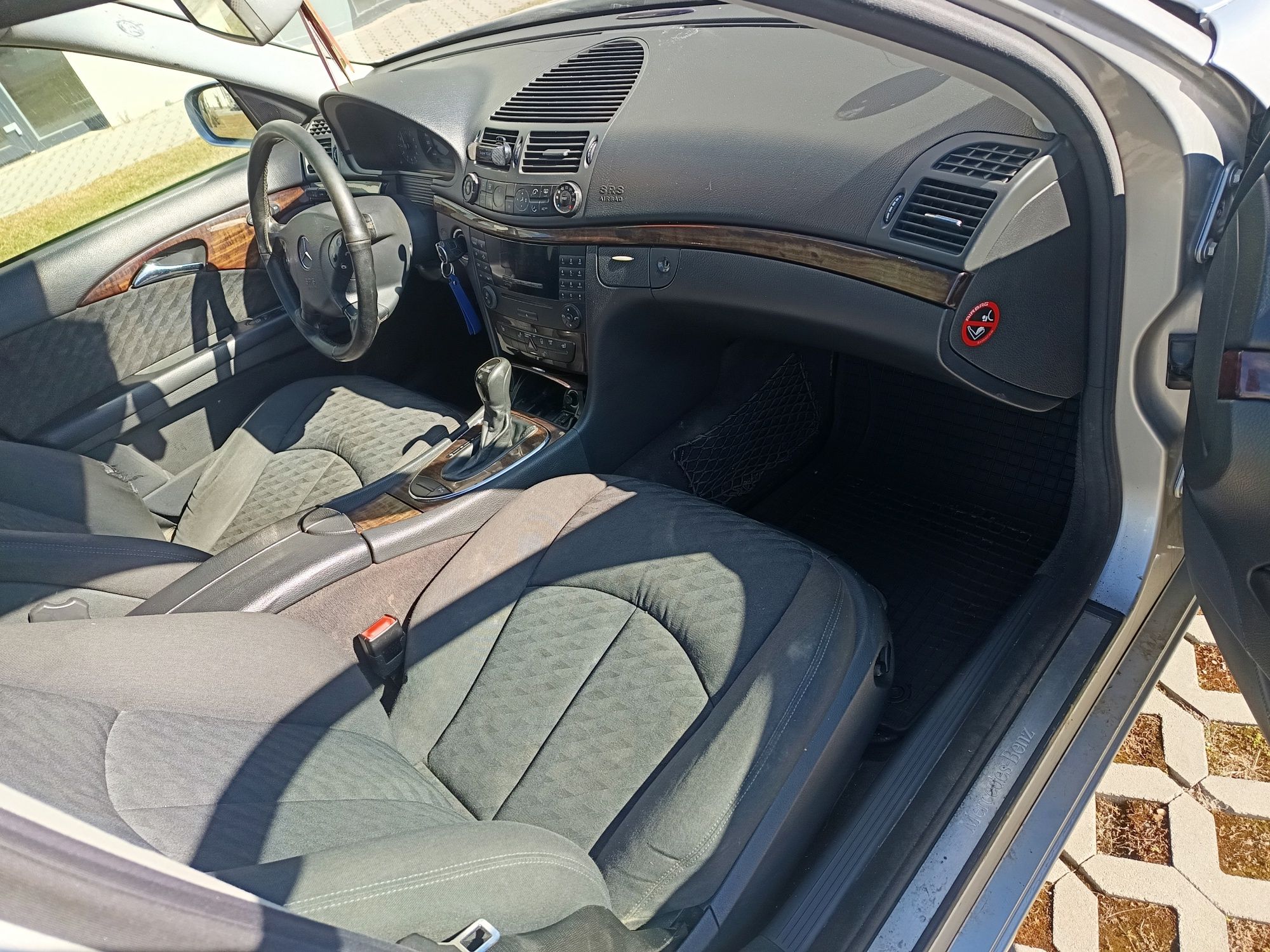 Mercedes w211 2004 2.2 automat