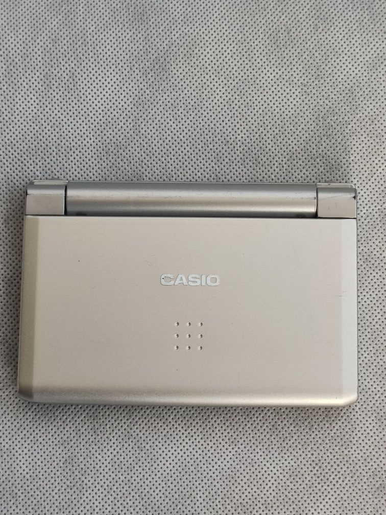 Reportofon Sanyo trc5700, Casio EW-G100 translator electronic