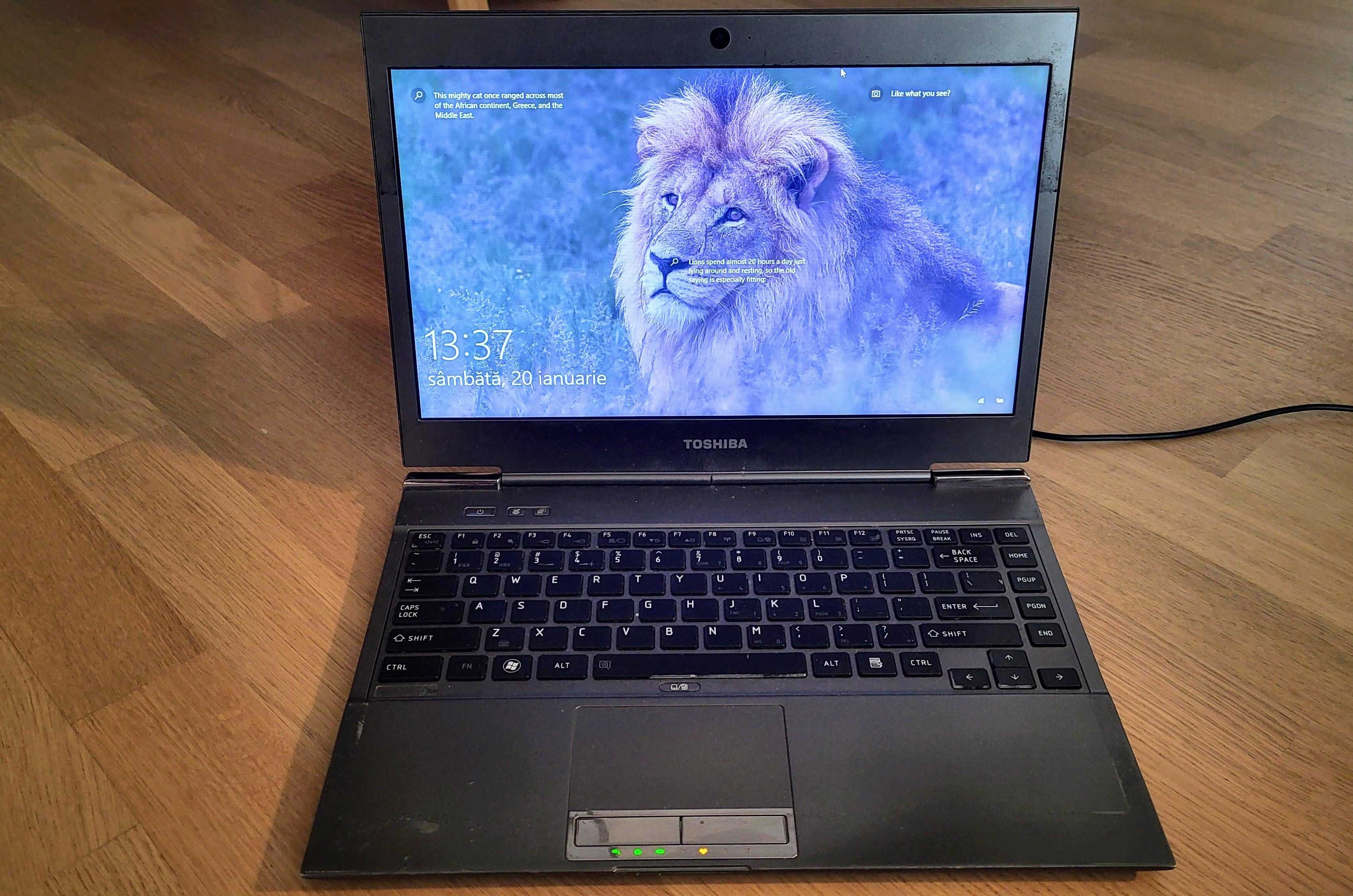 Laptop Toshiba Portege Z835 - Ultrabook (1kg)