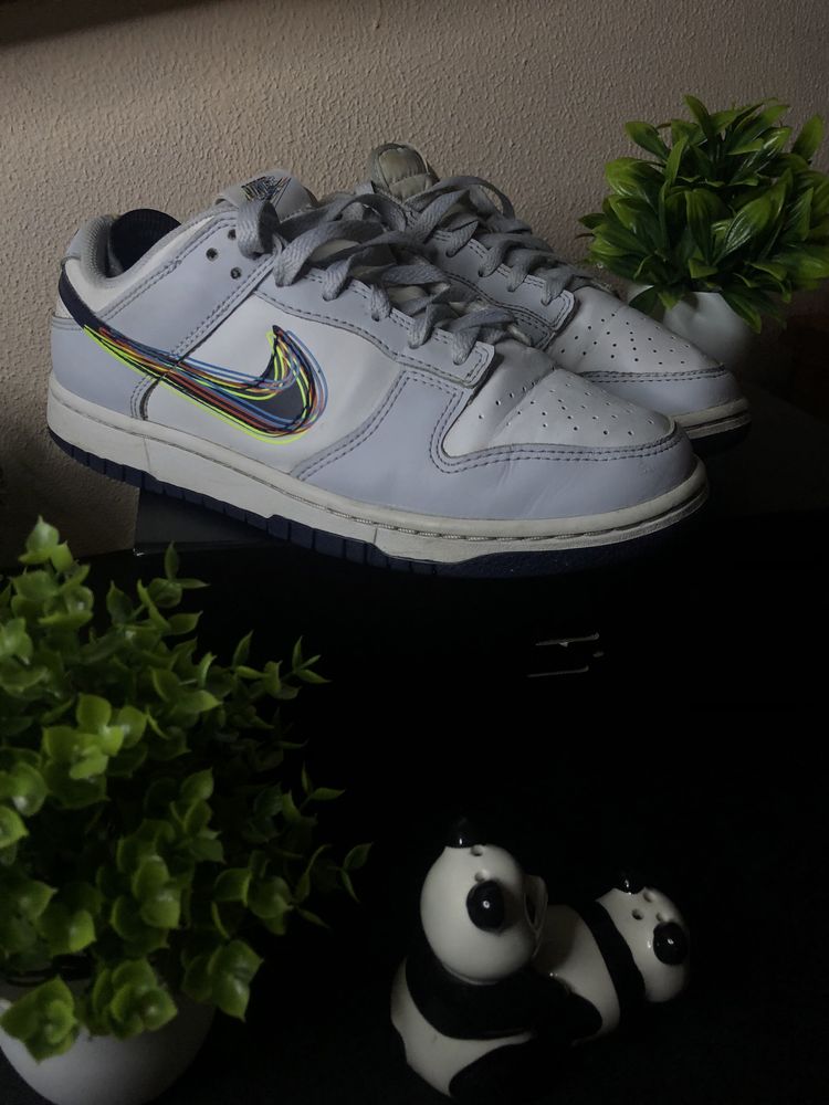 Nike dunk 3D swoosh
