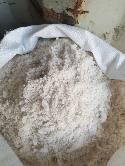 Продам соль крупную кормовую