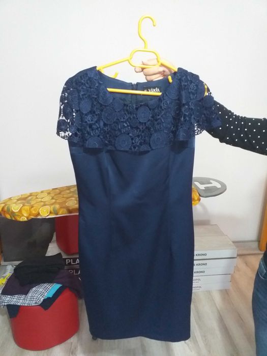 Vand rochie seara