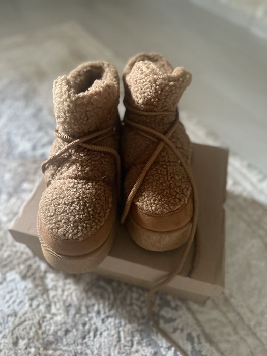 Новые угги размер 40