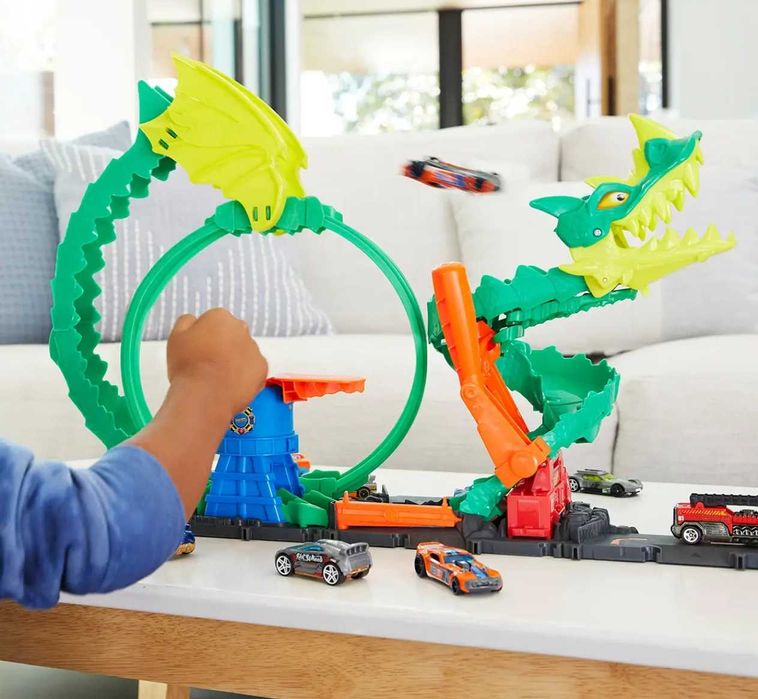 Писта Hot wheels