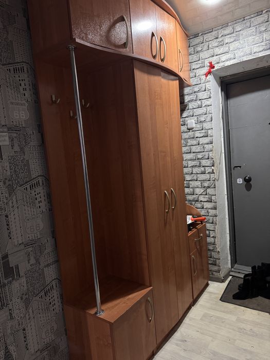 Шкаф для прихожей