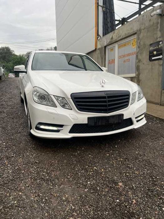 Dezmembrez dezmembrari Mercedes E350CDI W212 AMG an 2013 58.000 mile