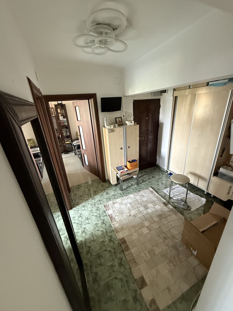 De vânzare : Apartament 3 camere spațios | Lacul Tei | Zona Nord