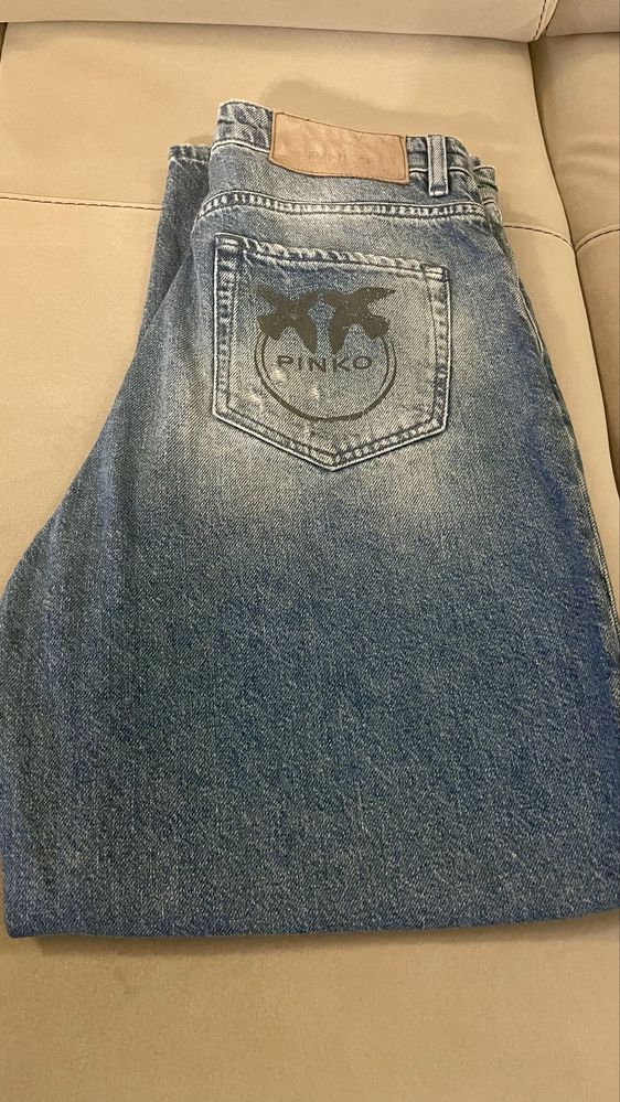 Дънки Pinko