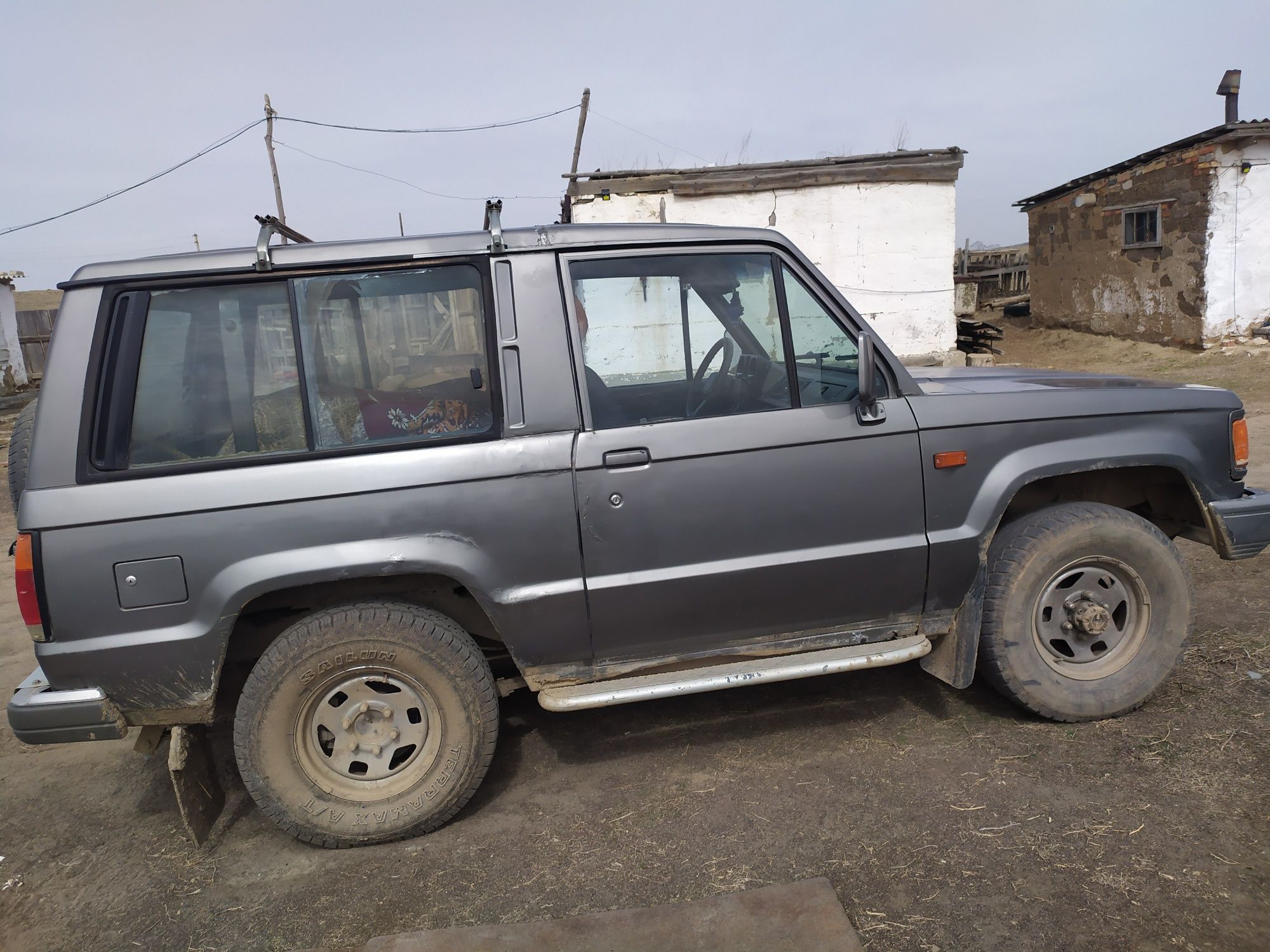 Продам Авто  Isuzu trooper срочно