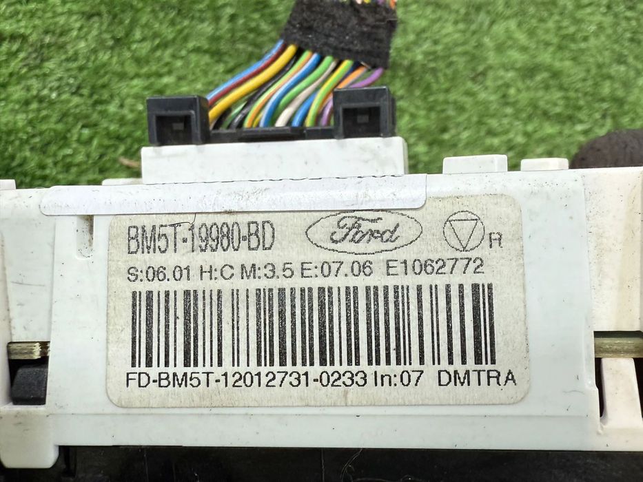 PANOU CENTRAL COMANDA CLIMA FORD FOCUS 1.6 DIESEL 2012 COD OEM 1841574 1896669 2011-2015