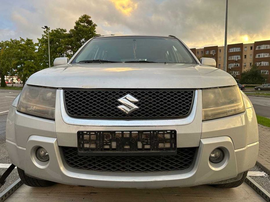 Dezmembrez Suzuki Grand Vitara 2008 1.9 ddis