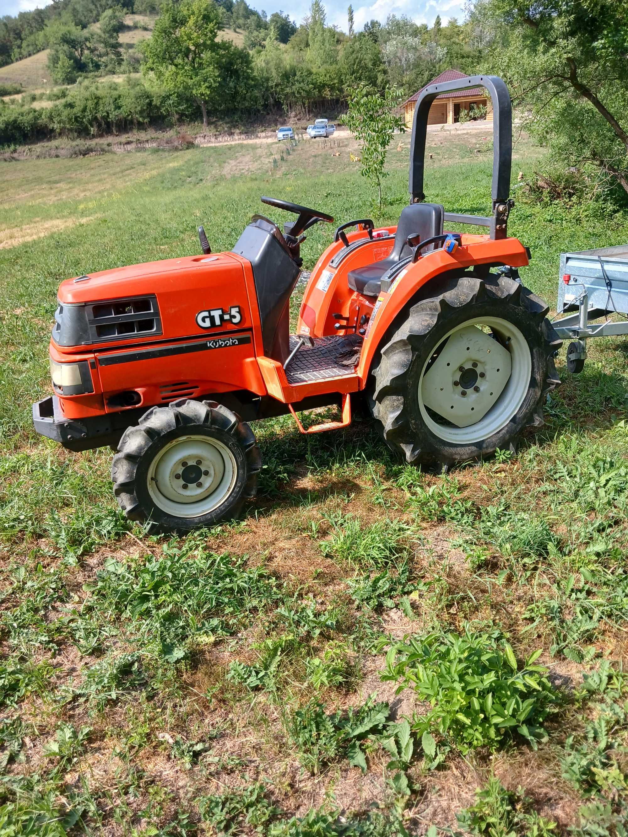 Vand tractor Kubota GT5