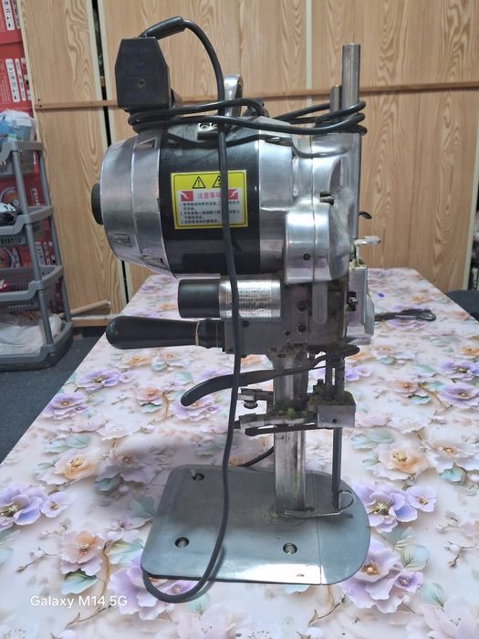 Вертикальный бичув машина.